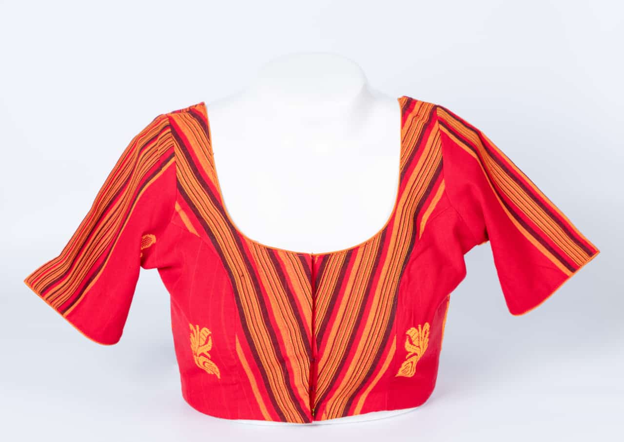 V-NECK ELBOW SLEEVE BLOUSE